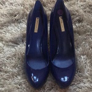 Blue patent BCBG pumps